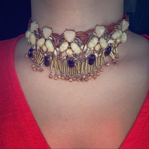 Statement choker
